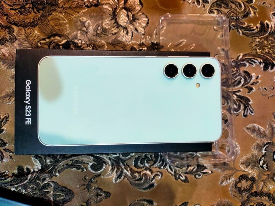 Samsung S23FE 8/256 куплен Дек.2024