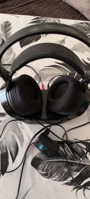 Слушалки Sony MDR-840R