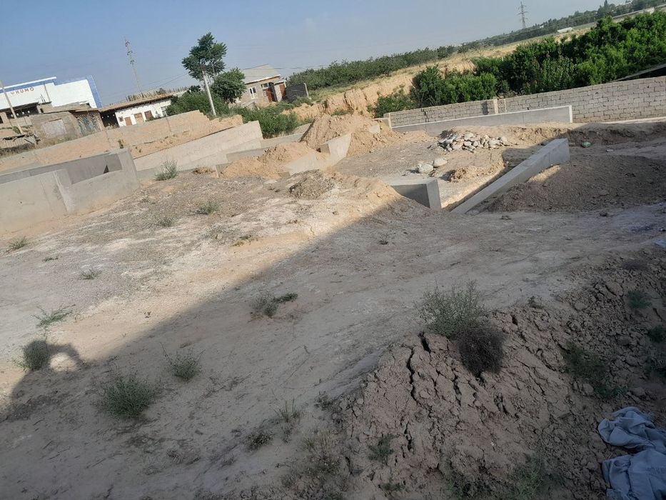 Yer sotiladi monzi denov sanot zonani yonida