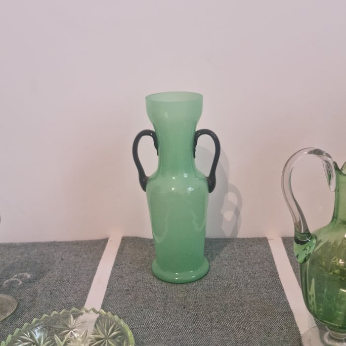 Colecție Uranium Glass – Sticlă cu uraniu fluorescentă UV – Raritate