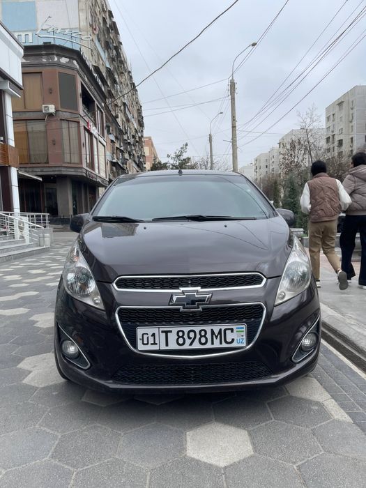 Spark 2 pozitsiya sotiladi naqd yoki arenda