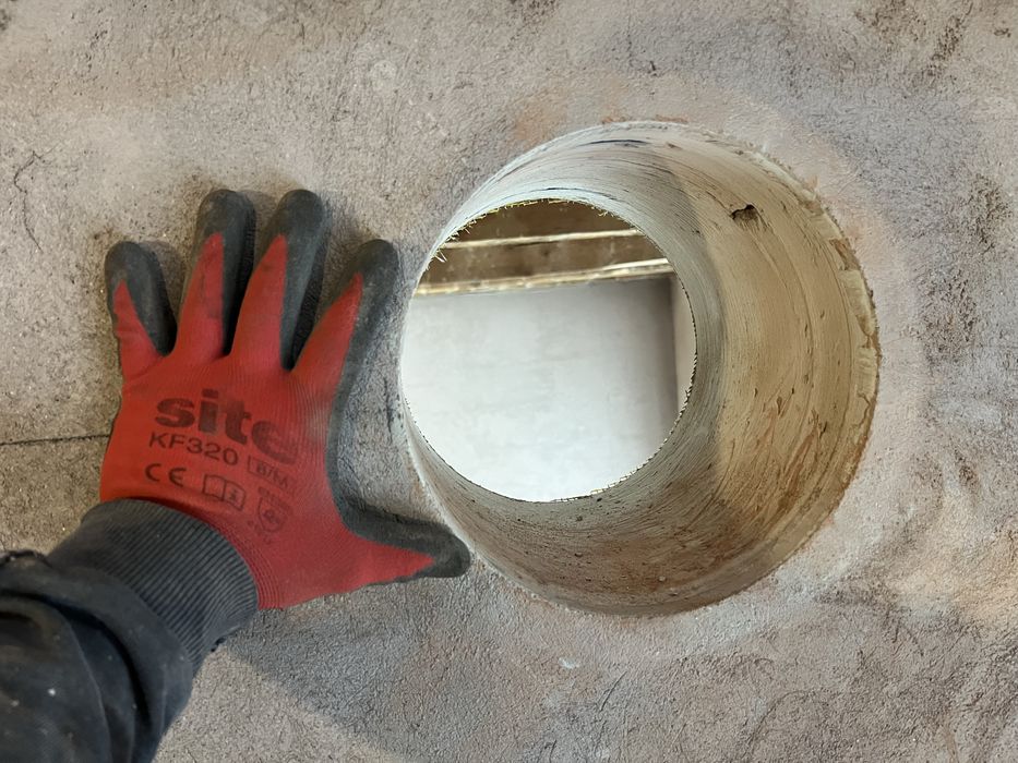 Gaură hotă, centrală, scurgere, aerisire/ventilație, A/C, recuperator