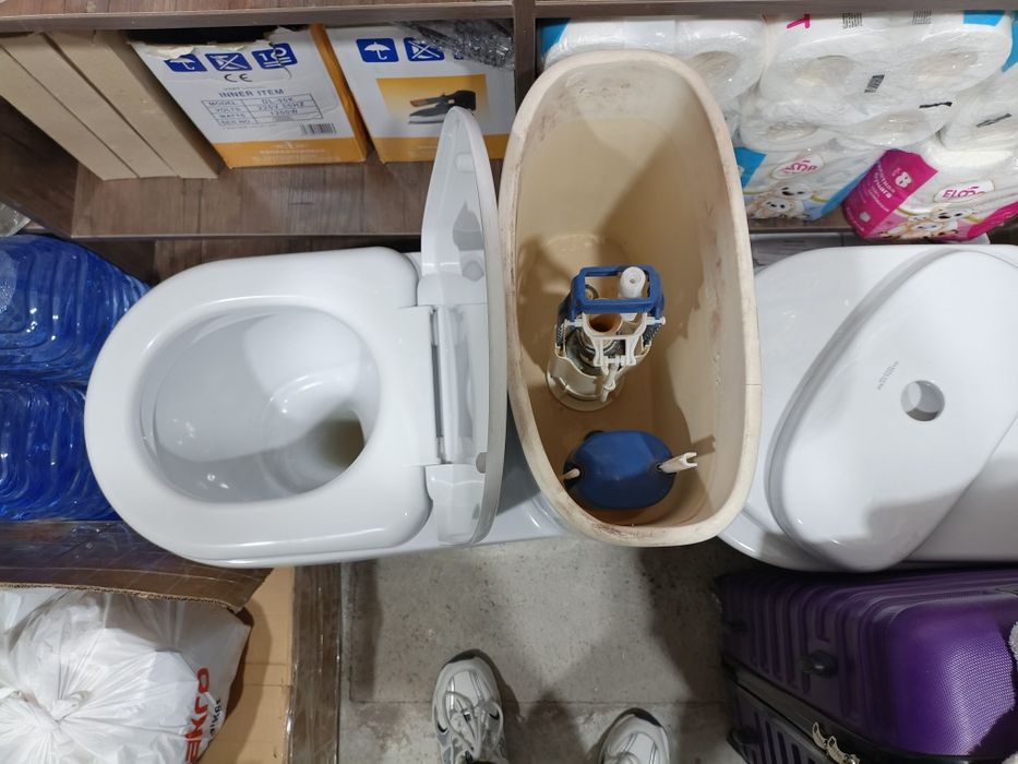 Унитаз, Б/У Продаю