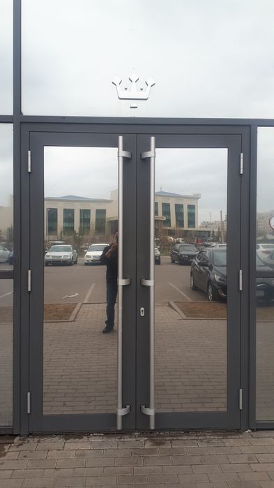 Тонировка окон и витражей