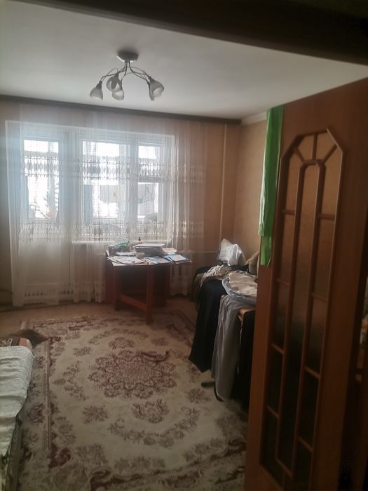 Комнату на подселение