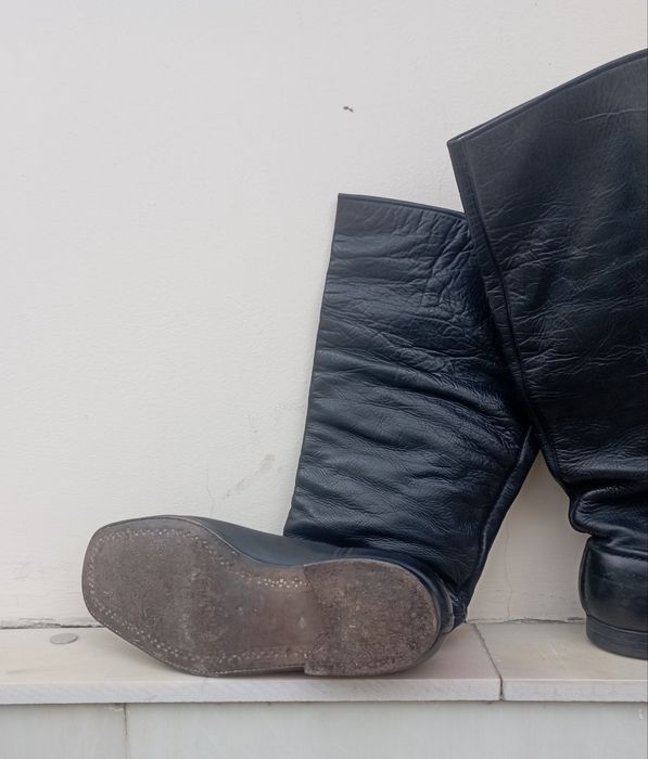 Продается сапоги антикварный