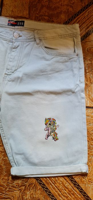 Blugi scurti terranova marimea 50