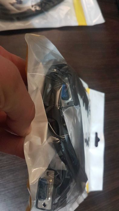 Cablul  VGA  male-male