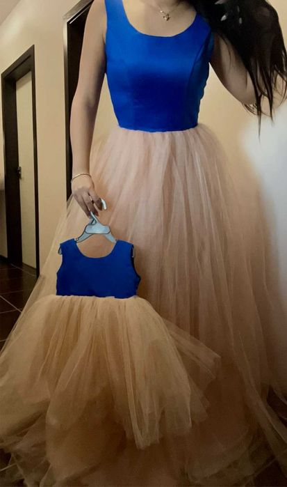 Официални рокли за майка и дъщеря