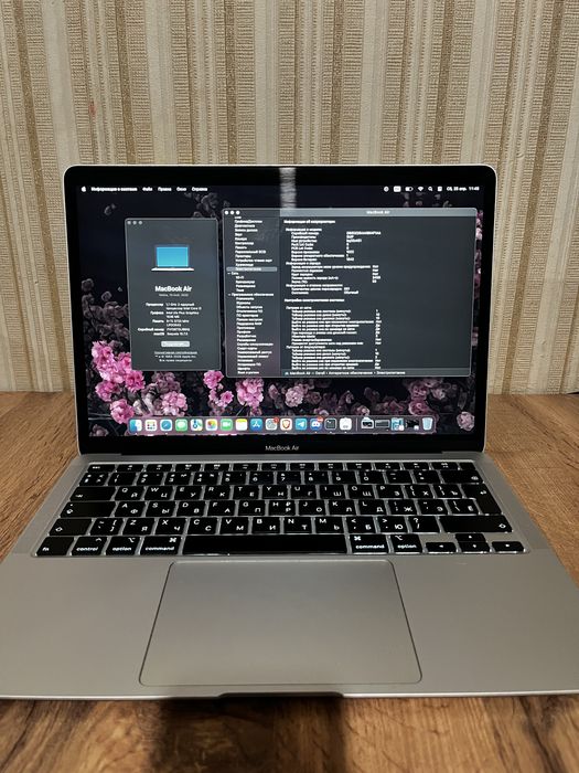 Продам MacBook Air 13 2020 с Touch ID