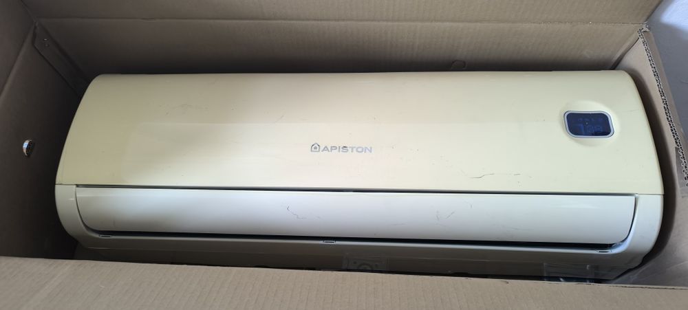 Aer condiționat Ariston 12000 BTU