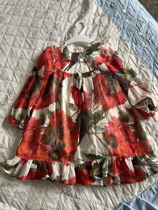 Продам платья на два года