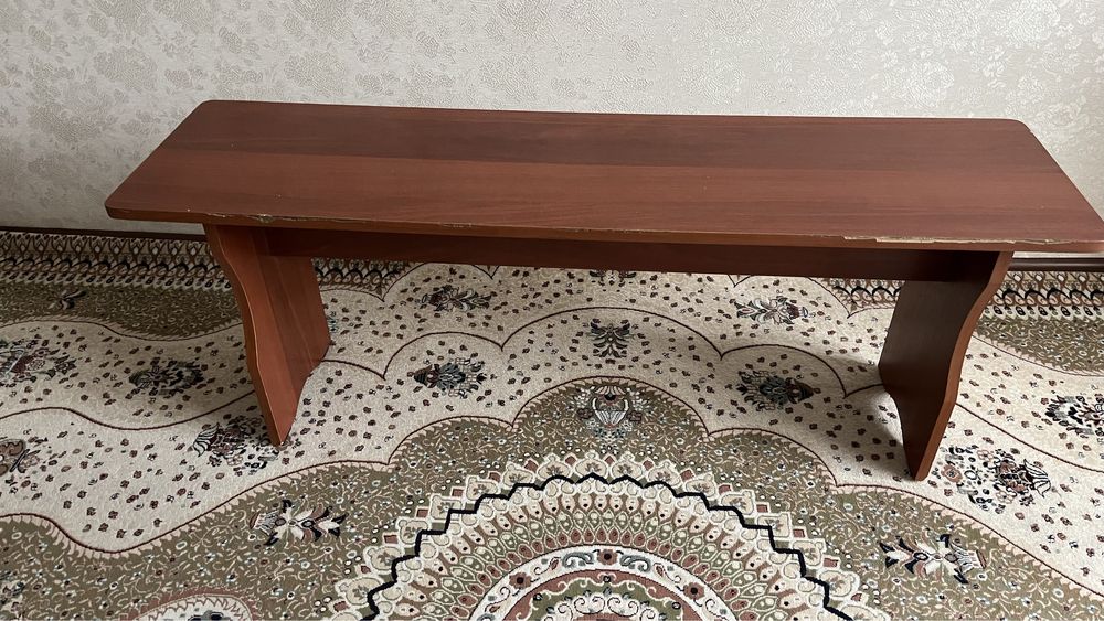 Длинный стул на двоих