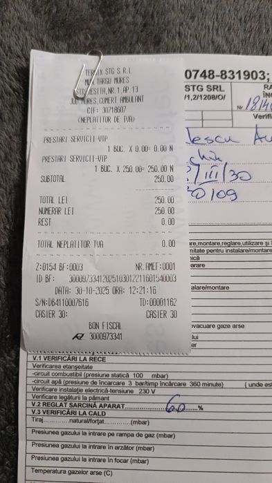 Vând centrala Boss în stare bună de funcționare.verificata recent