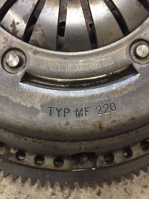 Vw golf 6 1.2tfsi  съединител комплект