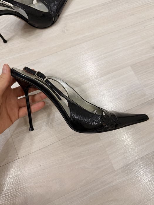 Продам женскую обувь