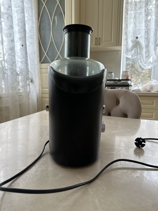 соковыжилка moulinex