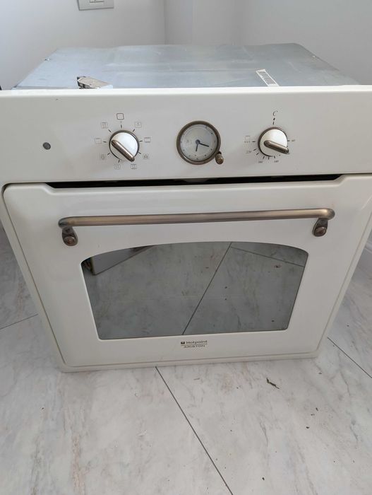 Cuptor incorporabil ariston hotpoint
