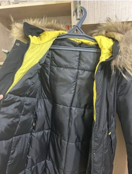 Продам зимний пуховик