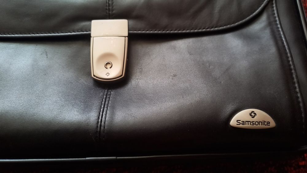 Сумка samsonite.