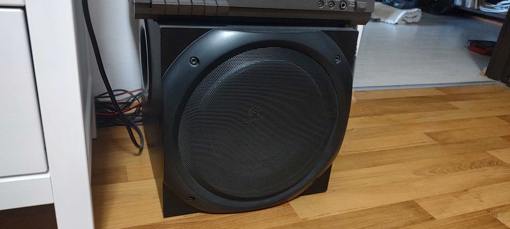 Vand sistem 5.1 logitech z5500.