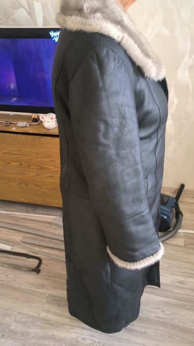 Дубленка  женская б/у 52 размер