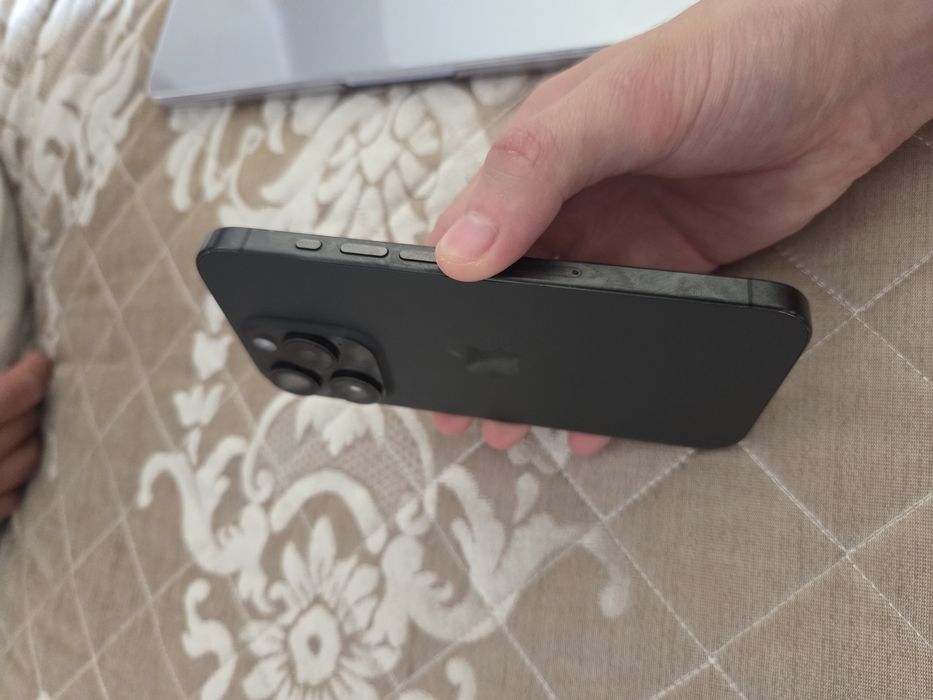 15 pro iphone (15 про)