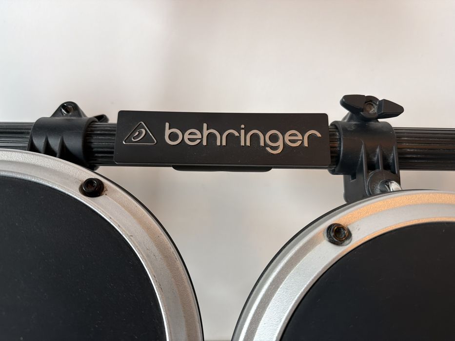 Set Tobe Behringer HDS110USB