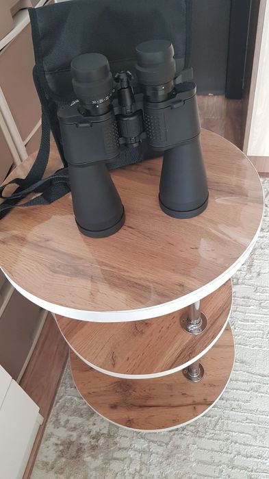 Продам бинокль Ищейка