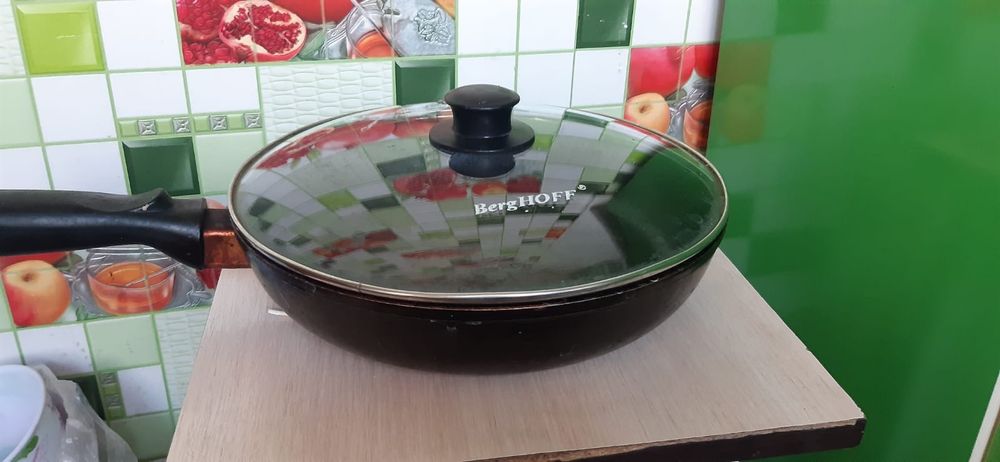 Сковорода.      .