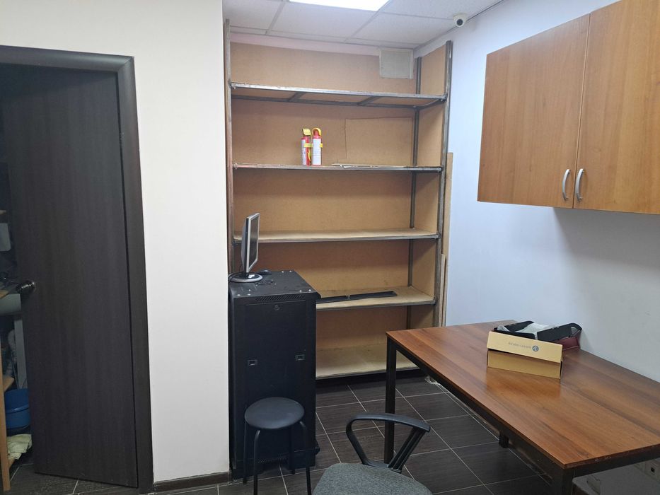 Сдам офисно-торговое помещение