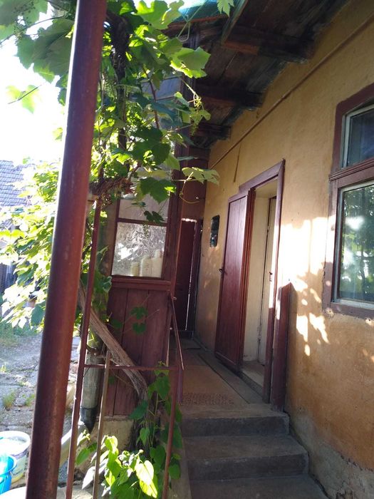 Vând teren intravilan cu casă și dependințe – Hetiur, Sighișoara