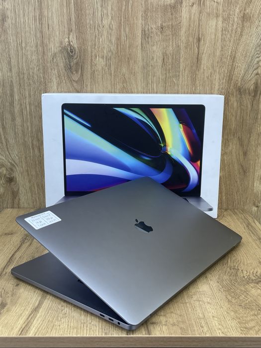 Macbook Pro 16 razmer 1 sikl full karobka