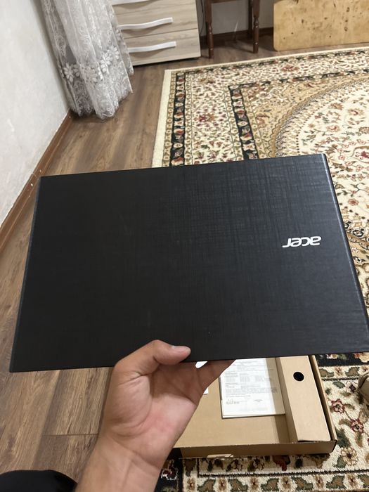 Ноутбук Acer Aspire E15