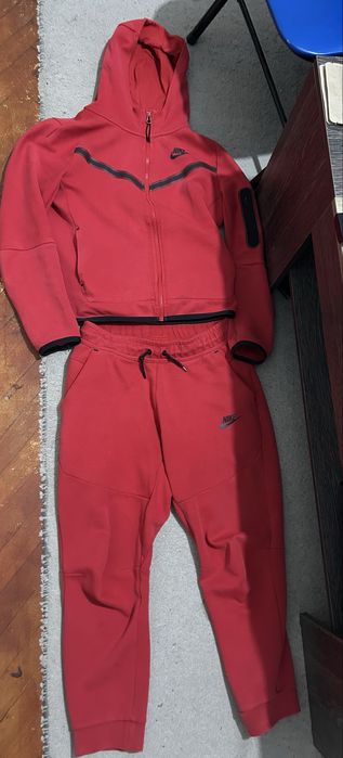 Nike tech fleece