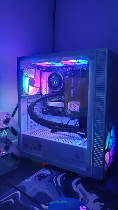 REPAR laptopuri,PC-uri, PS4 si XBOX. Fac si build-uri