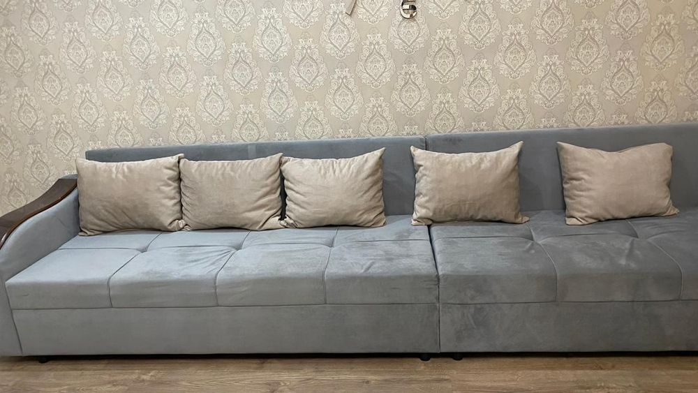 Новый диван,не подошёл цвет