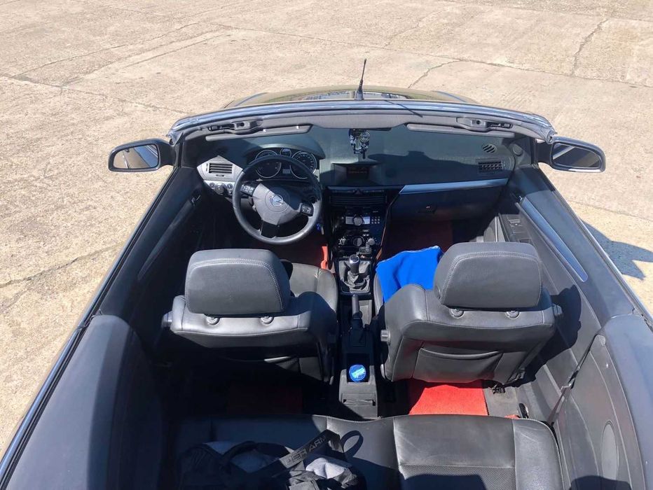 Opel Astra H Twintop