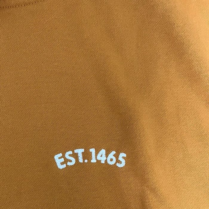 продаю худи est.1465