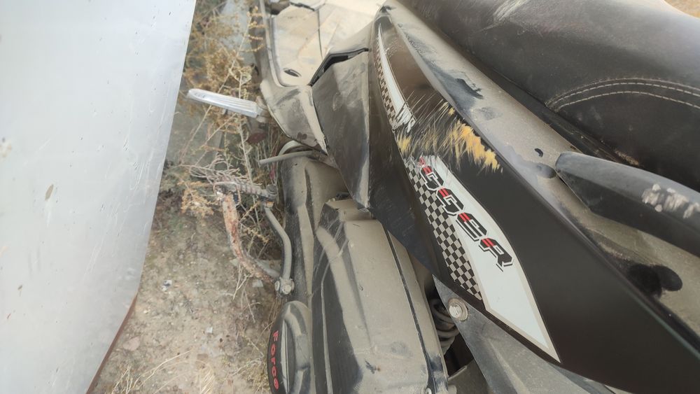 Скутер сатылады.