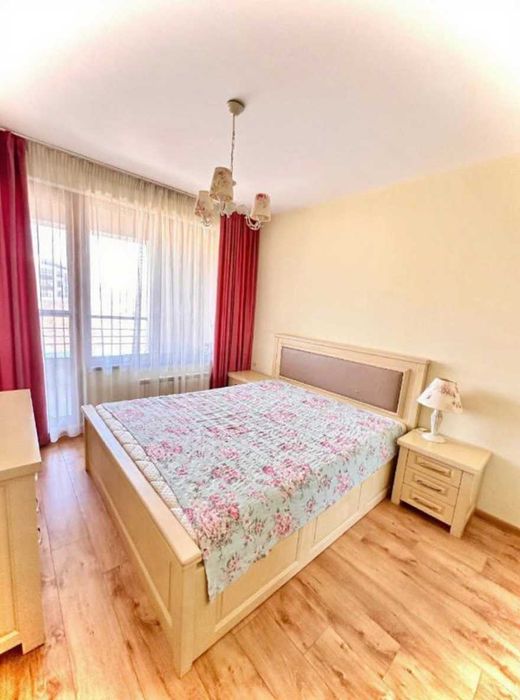 Дава се под наем Двустаен апартамент в София, Витоша - 75 кв.м за 797.64 € - Снимка #2