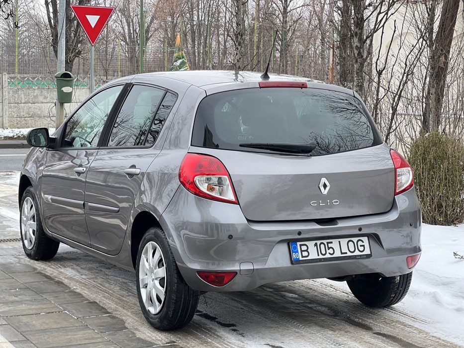 Renault Clio 2011 Doar 5.000 Km NERLUATĂ Unic Propietar Euro 5