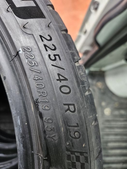 Гуми Спорт Пакет 225/40/19 & 255/35/19