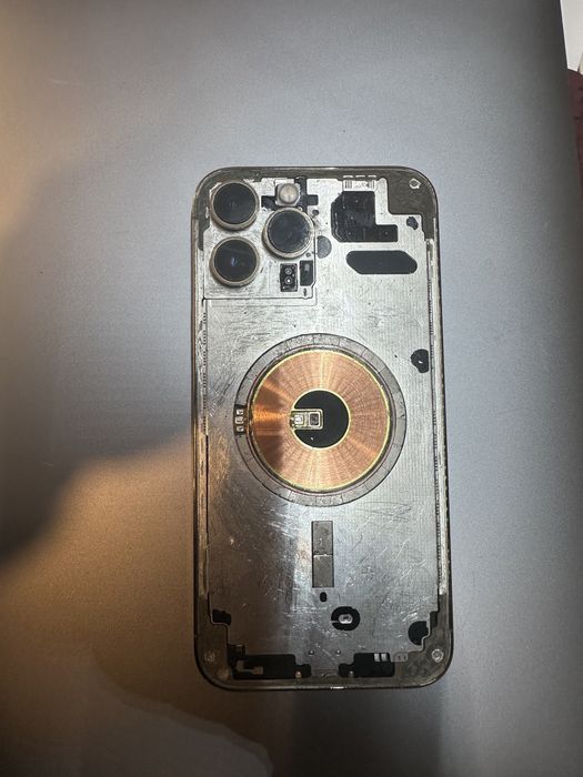 Reparații telefoane iPhone,Samsung, Huawei