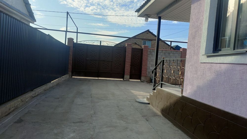 Дом кирпичный, с. Кемертоган