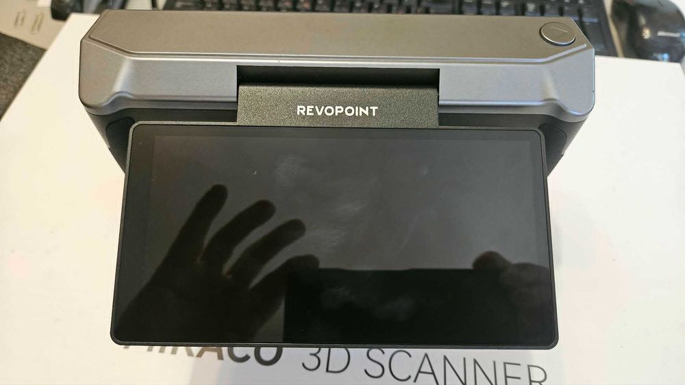 Продавам 3D скенер REVOPOINТ MIRACO