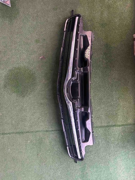 решетка радиаторна Toyota Verso S 2011-2015 г. #042S