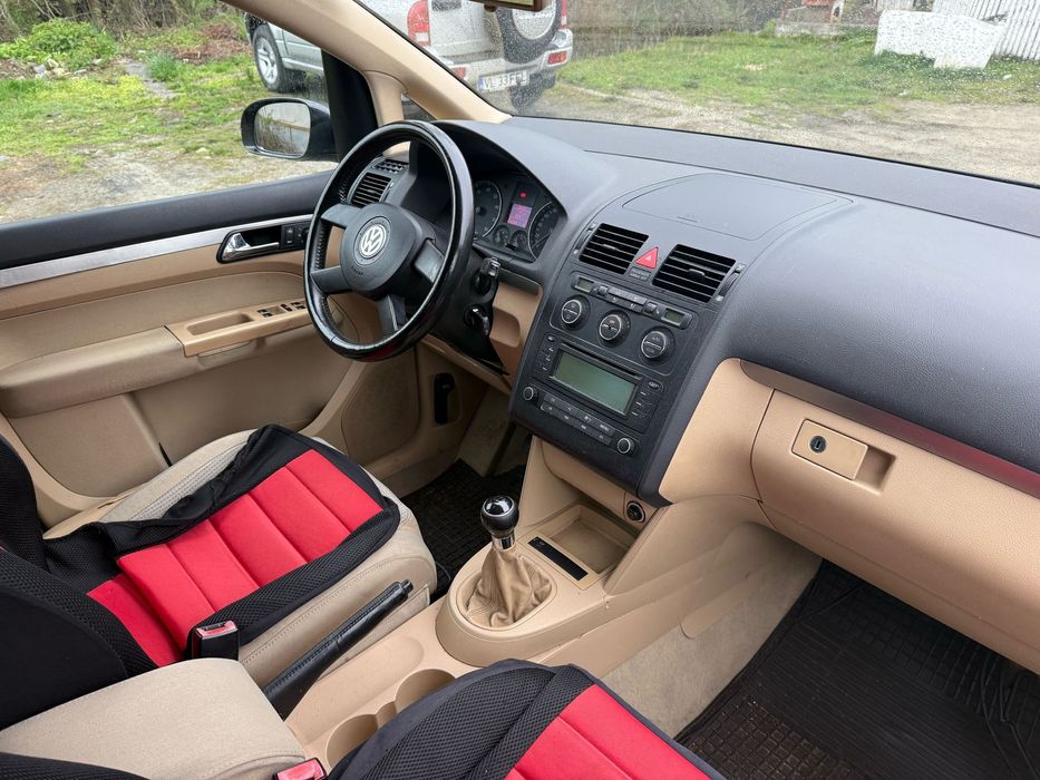 VOLKSWAGEN Touran 2003 — imagine 5