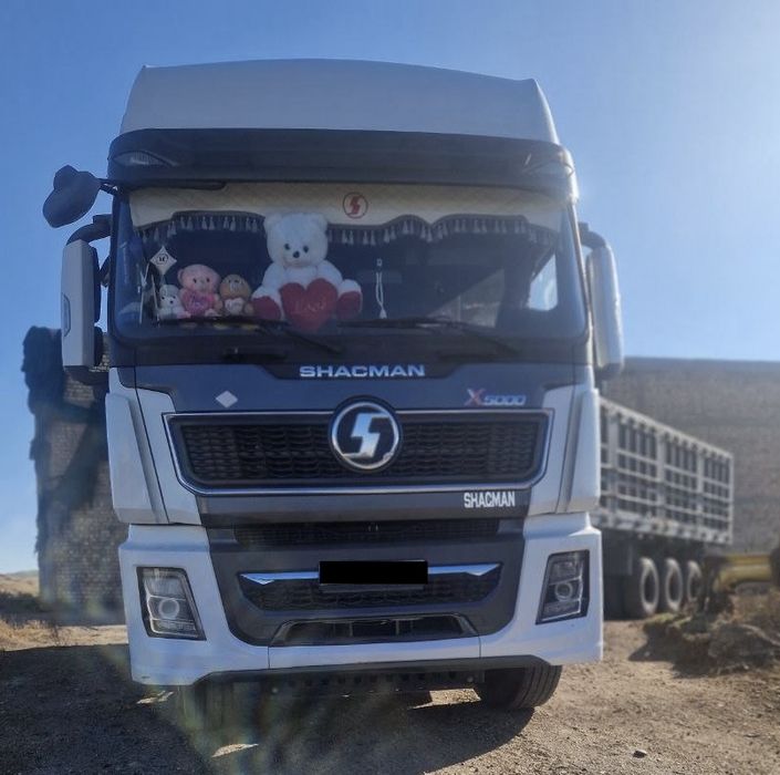 Тягач Shacman X5000 сотилади