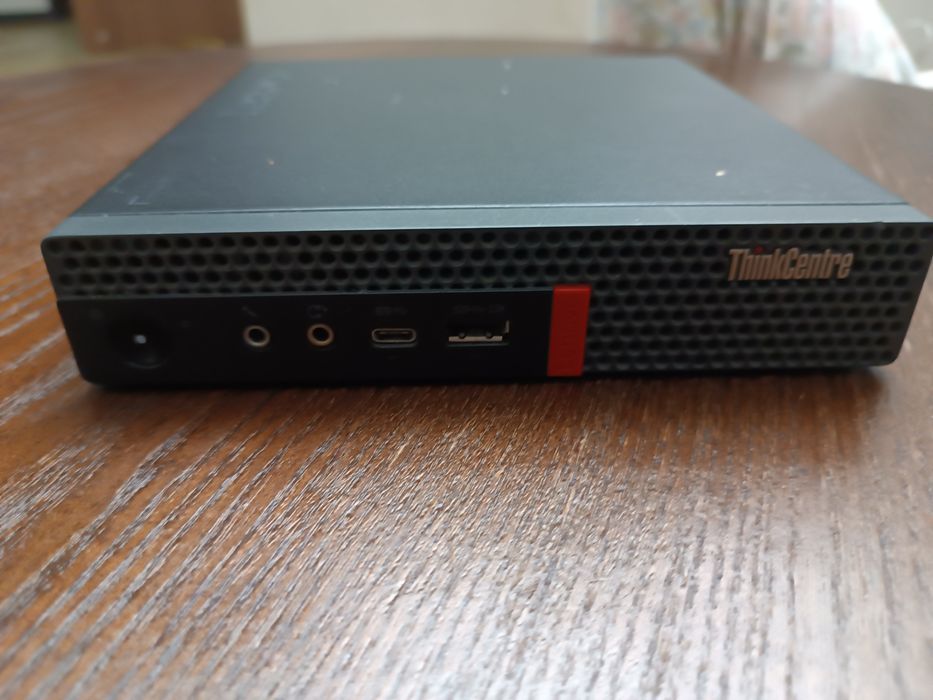 Lenovo ThinkCentre M720q